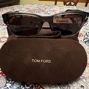 Tom Ford Grey frames Brown lens 54mm square New